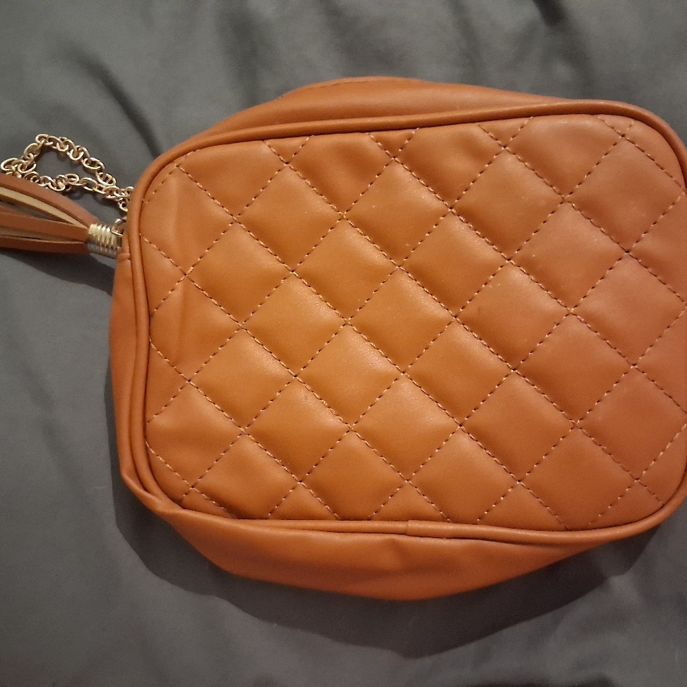 Purse - Picture 2 of 4